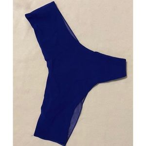 Victoria’s Secret thong/string